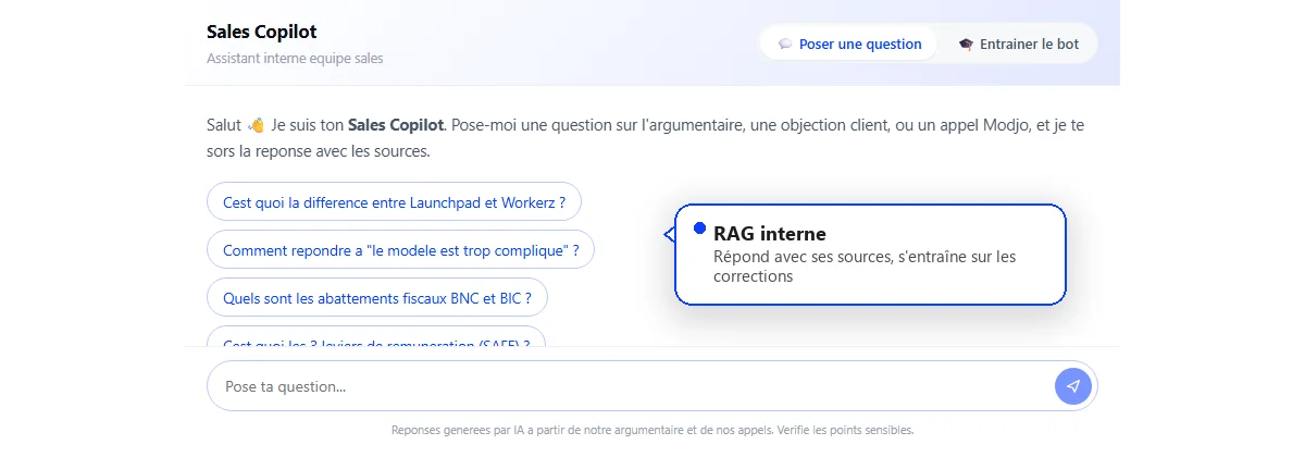 Interface du Sales Copilot avec des questions suggérées et un champ pour interroger l'assistant RAG